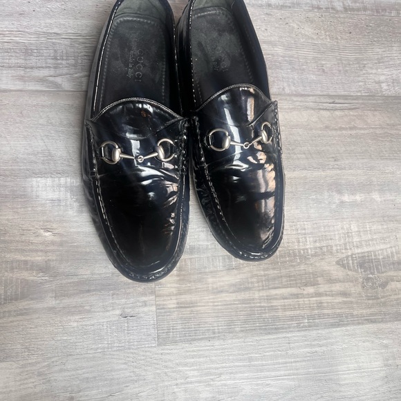 Authentic glossy Gucci loafers. Classy, authentic, good condition - Picture 7 of 8